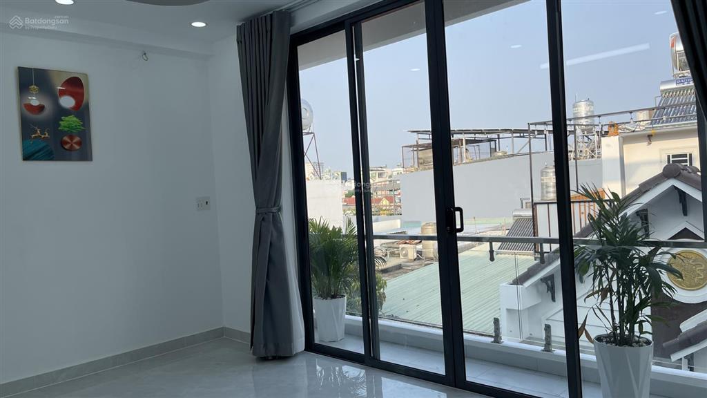 Gần lê thúc hoạch 58m2( 5,3 x 11) 4 tầng 4pn chỉ nhỉnh 6 tỷ hxh thông khu đồng bộ an ninh