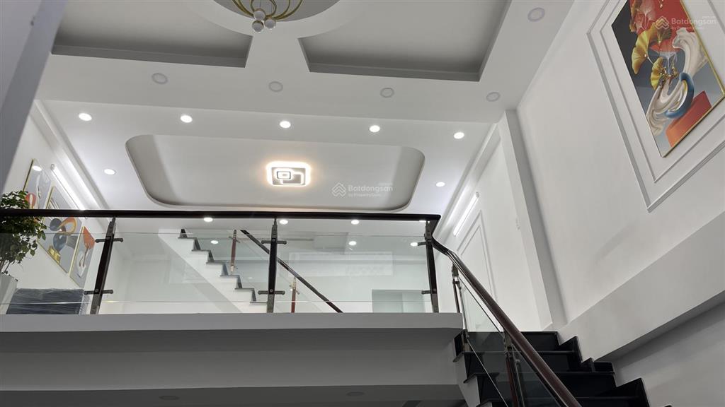 Gần lê thúc hoạch 58m2( 5,3 x 11) 4 tầng 4pn chỉ nhỉnh 6 tỷ hxh thông khu đồng bộ an ninh