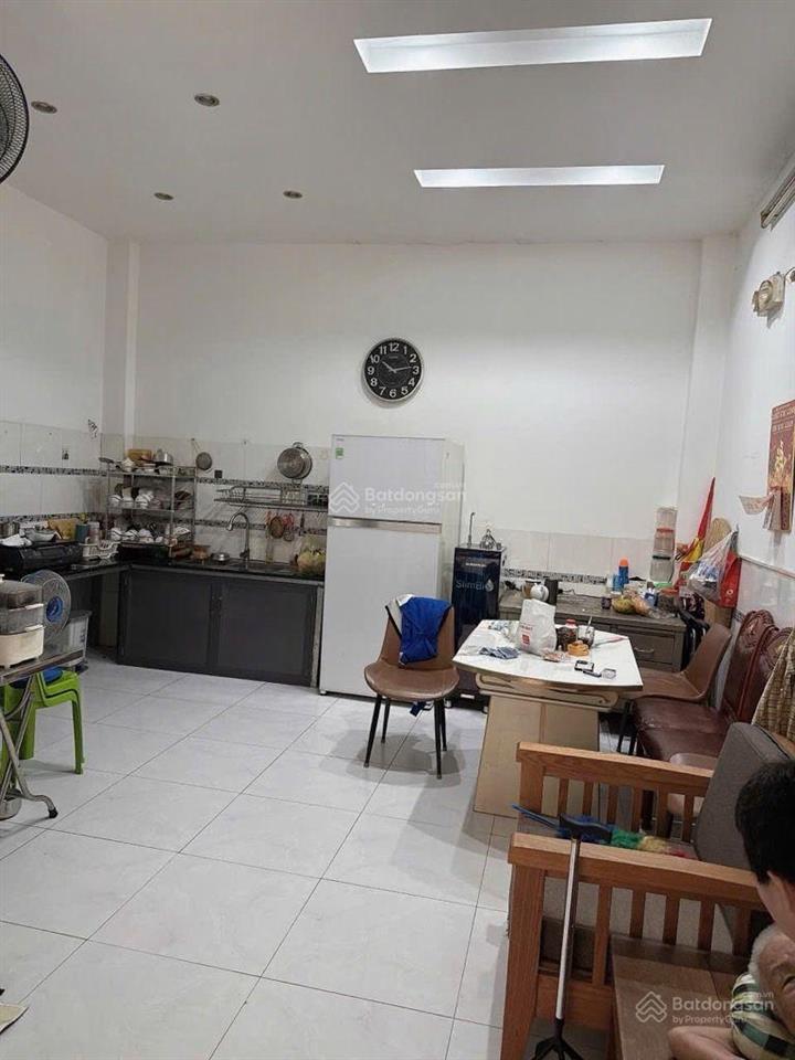 Hương lộ 2 ngang 5m hiếm 3 tầng chỉ 6 tỷ hxh 6 gần ngã tư bốn xã giáp tân phú