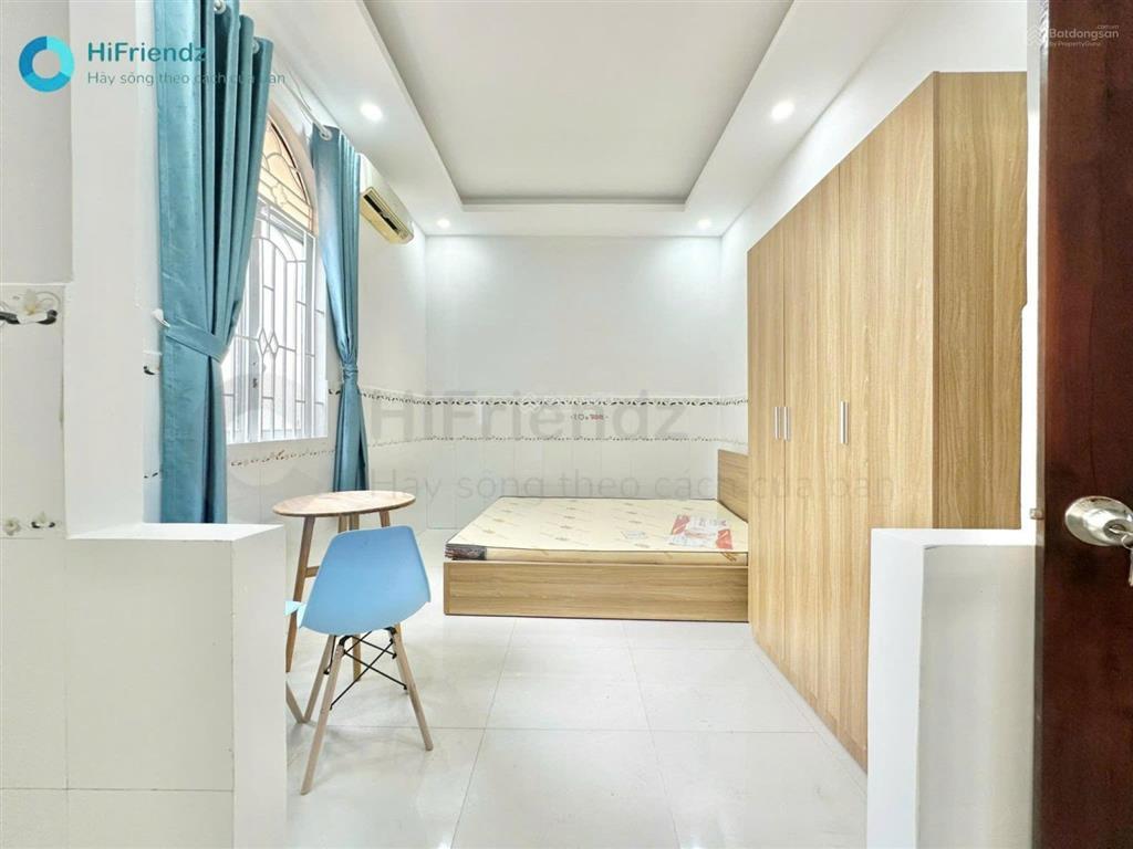 Cho thuê căn hộ ban công full nội thất ở ngã tư thủ đức, lê văn việt, vincom q9 thủ đức, trường thọ