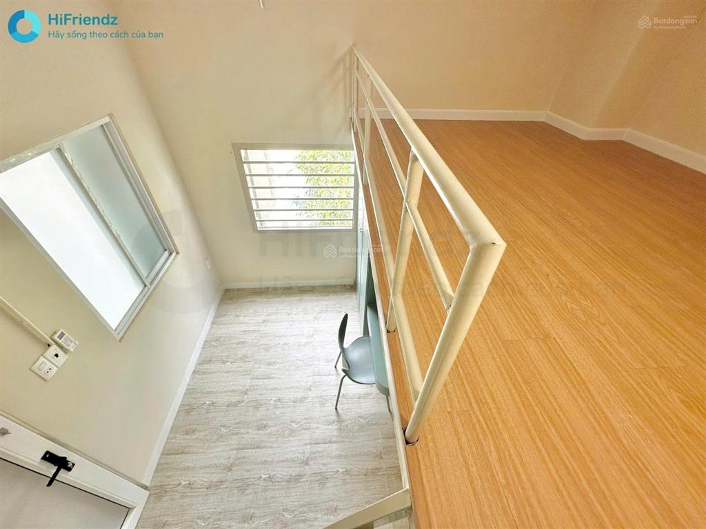 Duplex cửa sổ thoáng full nội thất ngay khu cnc, võ chí công, liên phường, ufm, fpt, hutech