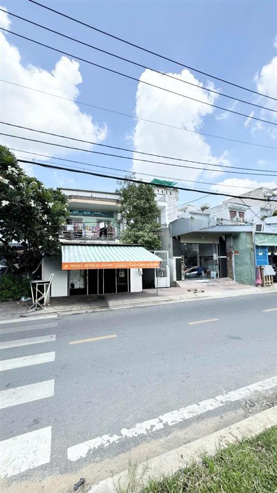 Bán nhà mặt tiền phú định, phường q16,quận 8 6,8x15m sổ riêng tầm 60tr/m2 kinh doanh tốt