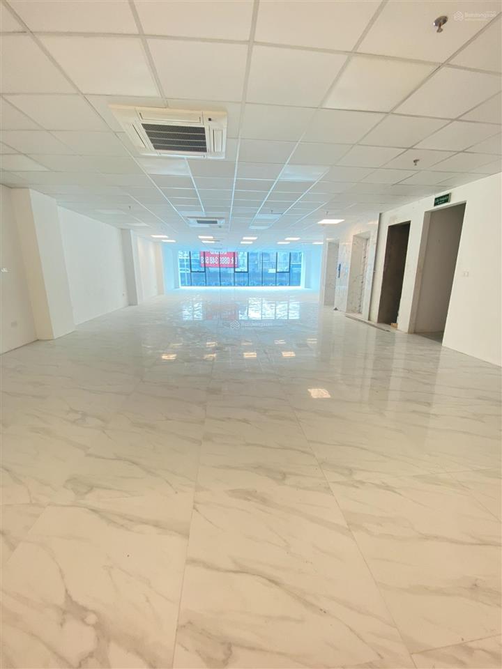 Cho thuê văn phòng 185m² mặt phố tại 35 nguyễn xiển   0974 152 ***