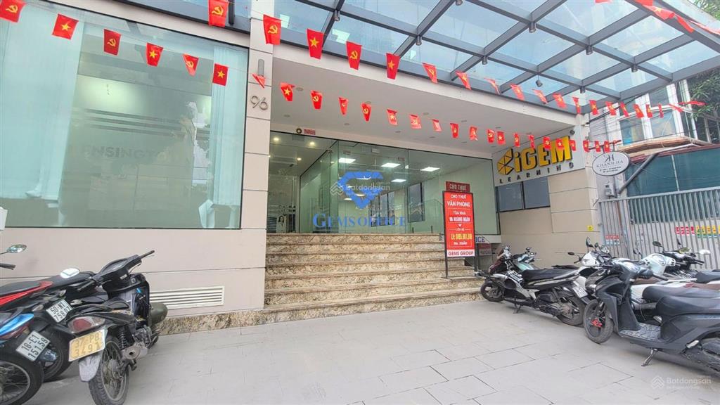 Chính chủ cho thuê mbkd 120m2 mặt phố hoàng ngân  nguyễn thị định  mt rộng 12m