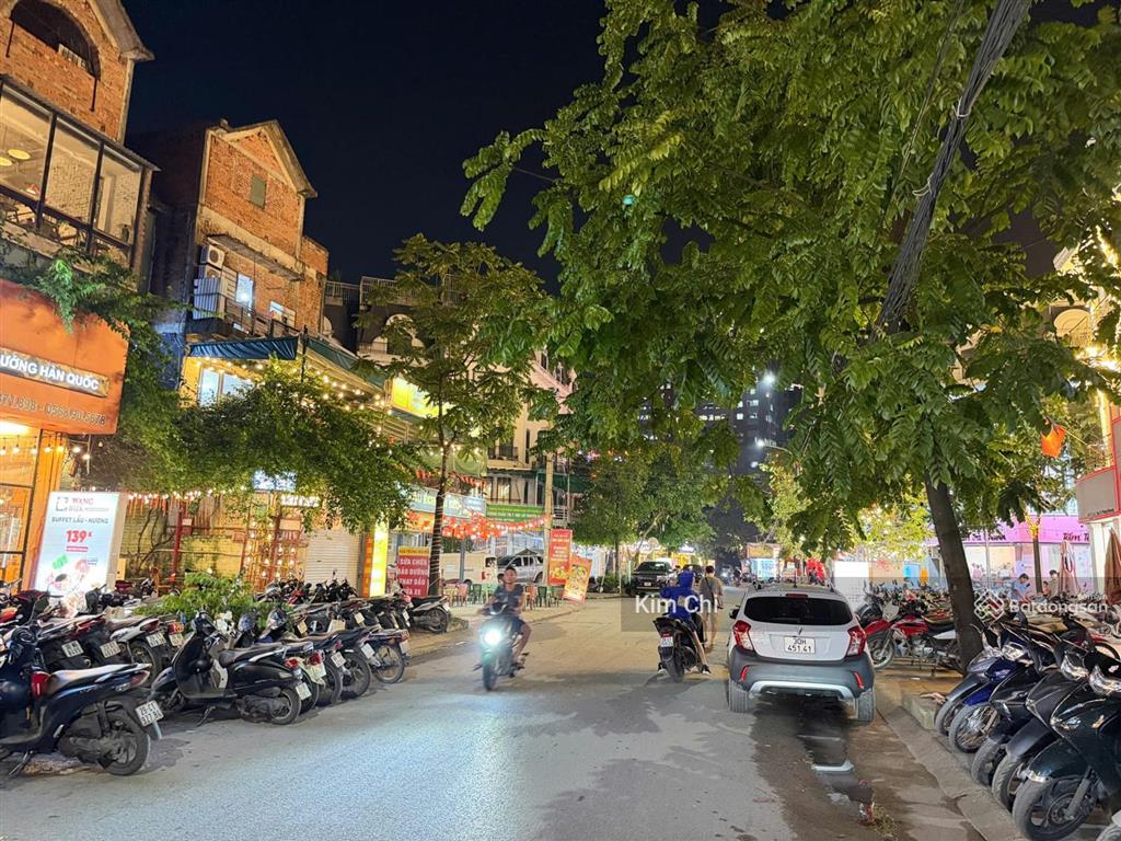 Liền kề nam thắng 67 phùng khoang nam từ liêm, nhà đẹp ở ngay, giá đầu tư