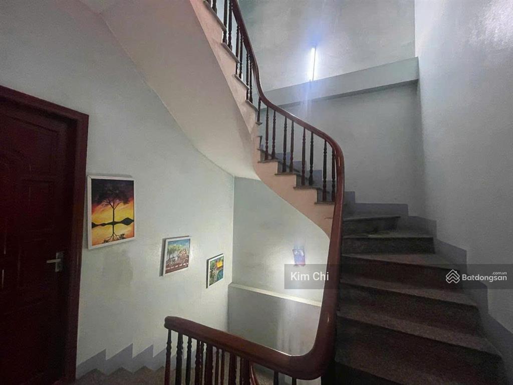 Bán liền kề phân lô vỉa hè xa la hà đông, giá hơn 13 tỷ
