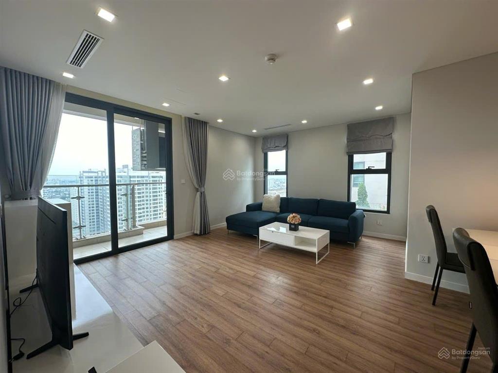 Bán cắt lỗ 300tr! căn hộ 2 ngủ 2 vệ sinh tại the legend hướng tây bắc  đông bắc giá 8.x tỷ bao phí