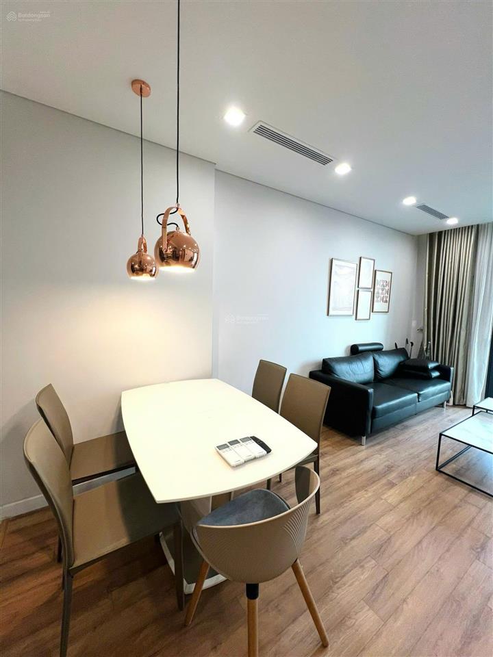 Giá tốt nhất căn 2 ngủ đang bán tại the legend, diện tích 73m2 full nội thất, giá 8 tỷ bao thuế phí