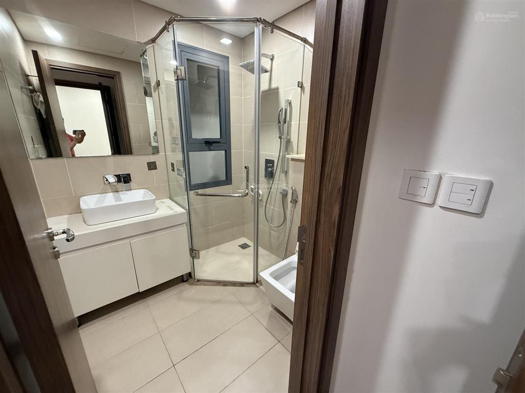 Giá giảm cực sốc 1 tỷ cho khách mua ch 2 ngủ 2vsrivera park, full đồ dt 71m2 hướng tb,giá 7.2 tỷ