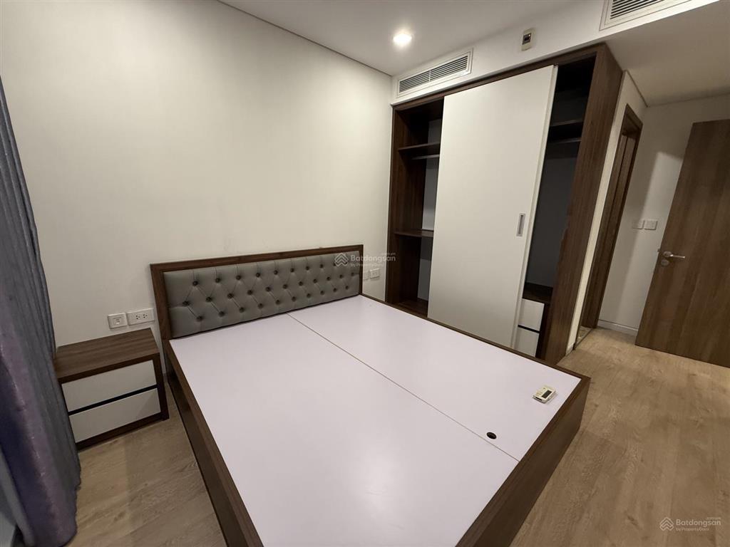 Giá giảm cực sốc 1 tỷ cho khách mua ch 2 ngủ 2vsrivera park, full đồ dt 71m2 hướng tb,giá 7.2 tỷ