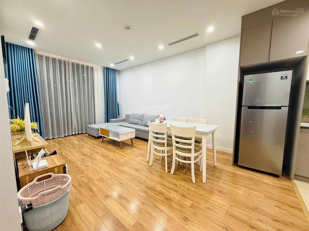 Cho thuê the legend 109 nguyễn tuân, 2pn 2wc, nhà mới đẹp, full đồ, vào ở ngay, giá 15 triệu/tháng
