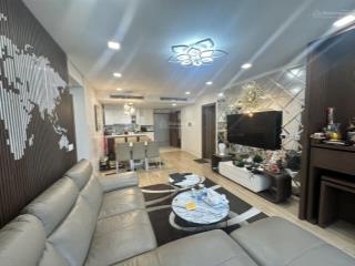 Chính chủ bán căn hộ 3pn 94m2 tầng cao, full nội thất, hướng tây bắc đông bắc, giá 9.9 tỷ