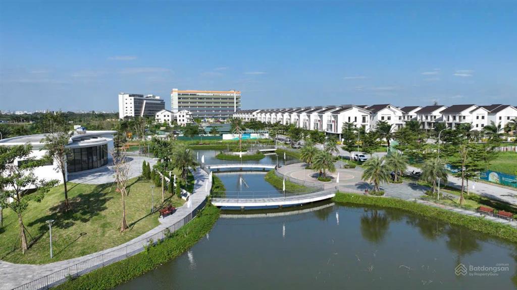 Bán biệt thự song lập 225m2 centa riverside vsip bắc ninh diện tích lớn, vị trí đẹp, giá tốt