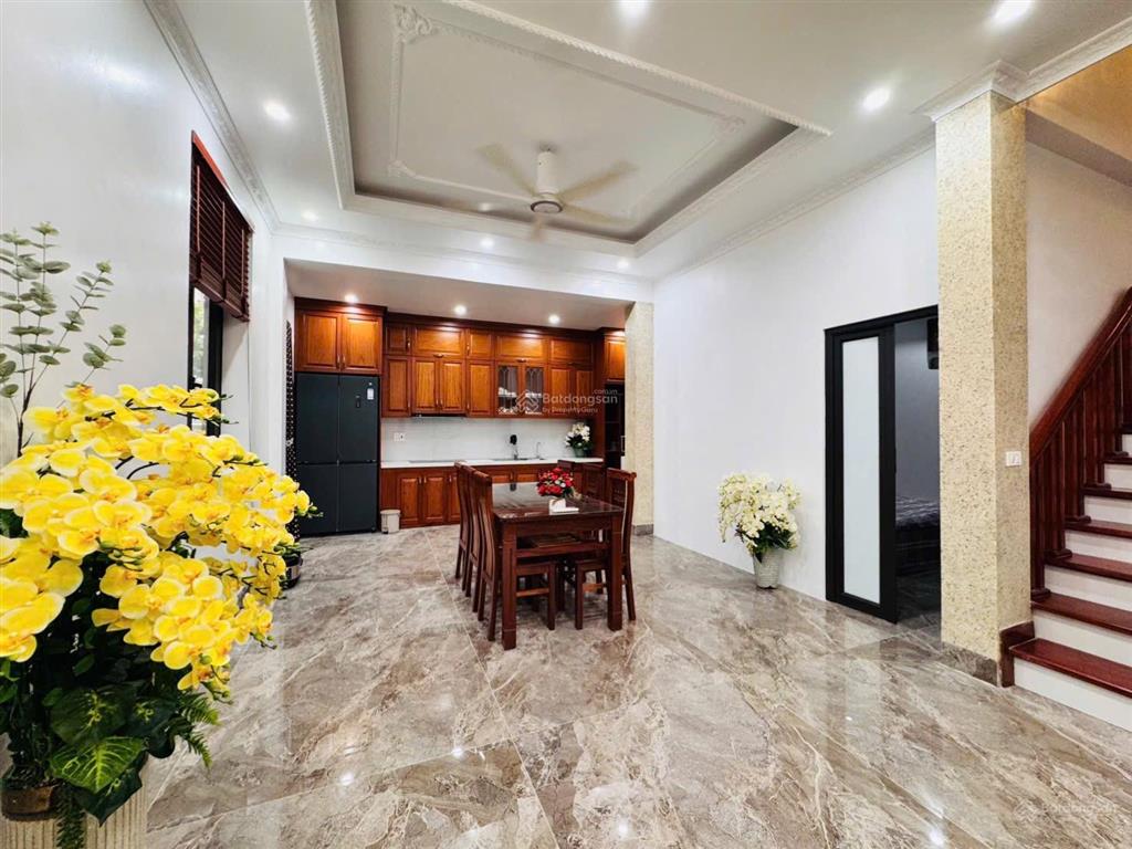 Cho thuê shophouse 100120m tại centa vsip từ sơn giá 1620 triệu/tháng