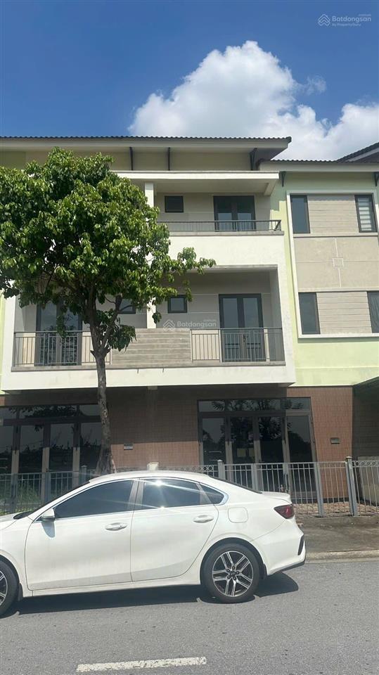 Cho thuê shophouse 100120m tại centa vsip từ sơn giá 1620 triệu/tháng