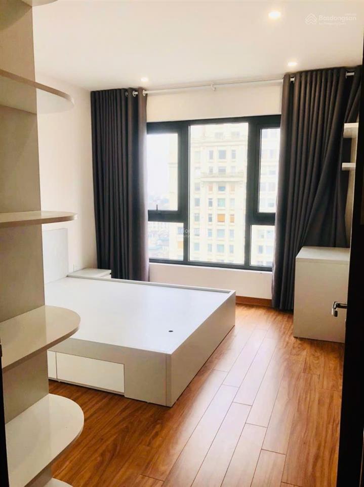 Chủ nhà cần bán gấp căn hộ 2pn2wc eco green city, giá tốt