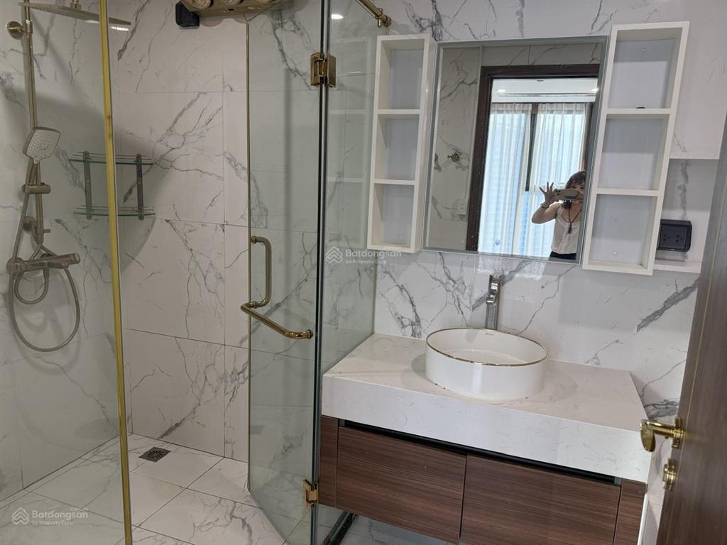 Chủ thiện chí bán nhanh căn 2pn đẹp home city full nội thất