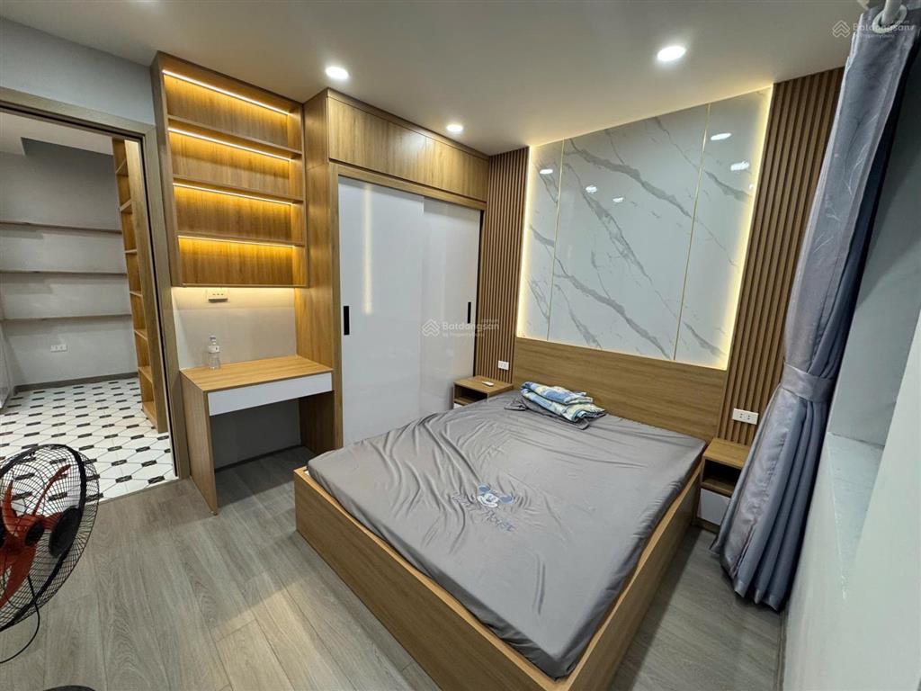 Chủ nhà giảm giá bán nhanh căn hộ 2 ngủ trần quý kiên chỉ 4,2 tỷ