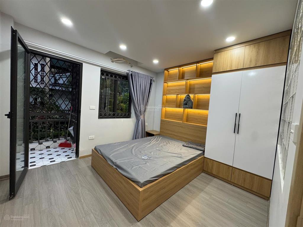 Chủ nhà giảm giá bán nhanh căn hộ 2 ngủ trần quý kiên chỉ 4,2 tỷ