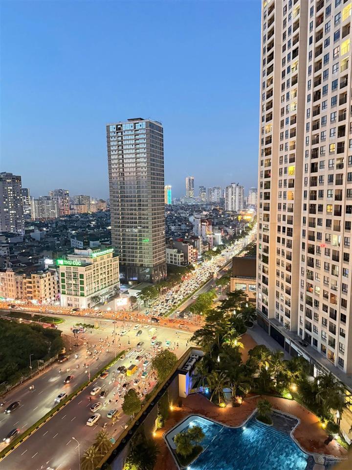 Hot! cho thuê căn hộ 2n2w vinhomes d'capitale vào ở ngay
