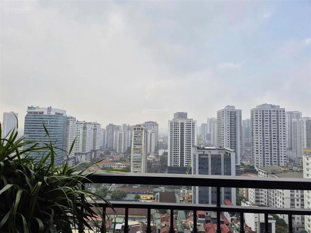 Chủ nhà giảm giá bán gấp handico complex 33 lê văn lương 2 ngủ chỉ 7,9 tỷ!