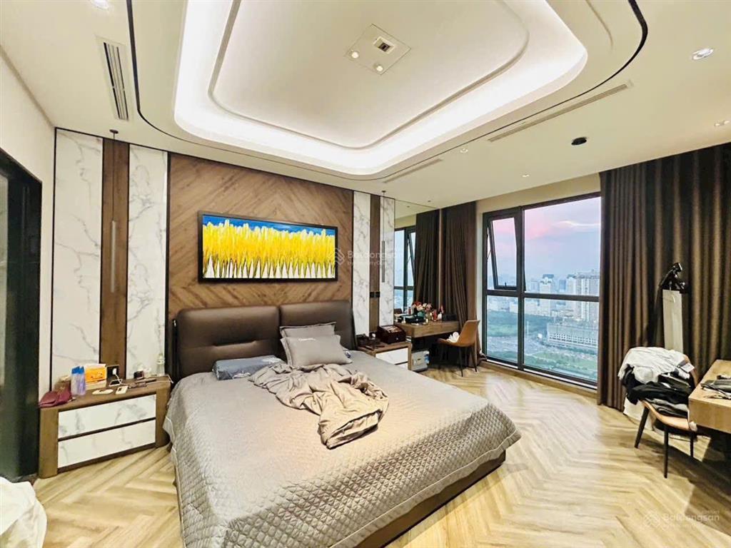 Chủ nhà thiện chí bán căn hộ vinhomes skylake 3 phòng ngủ, full nội thất, giá 10 tỷ!