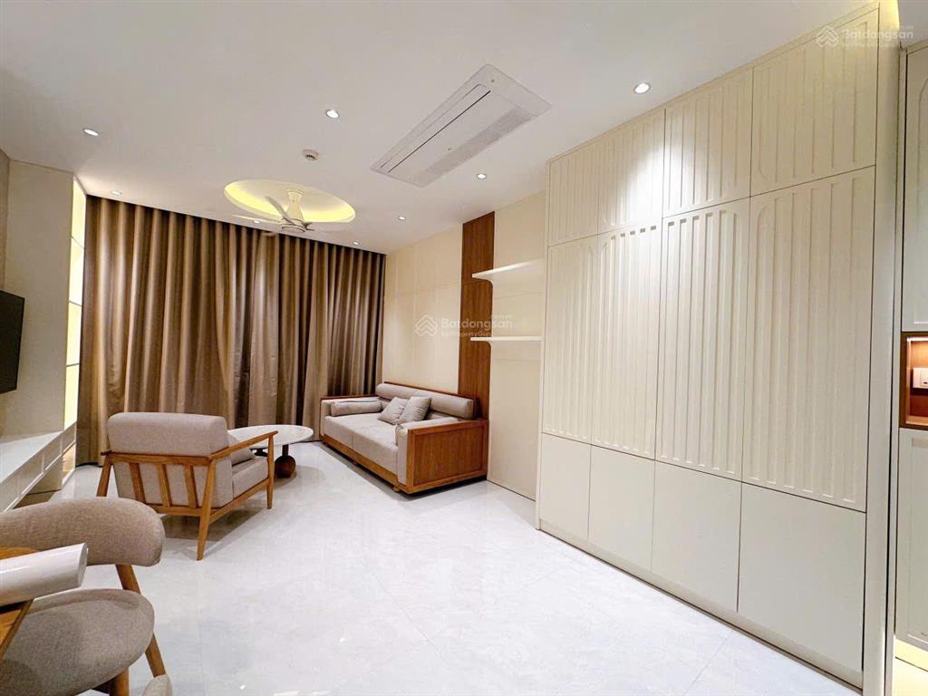 Chính chủ bán căn hộ celesta rise, 3 pn, 2 wc, 106,5 m2, vị trí đẹp, hoàn thiện cao cấp mới 100%