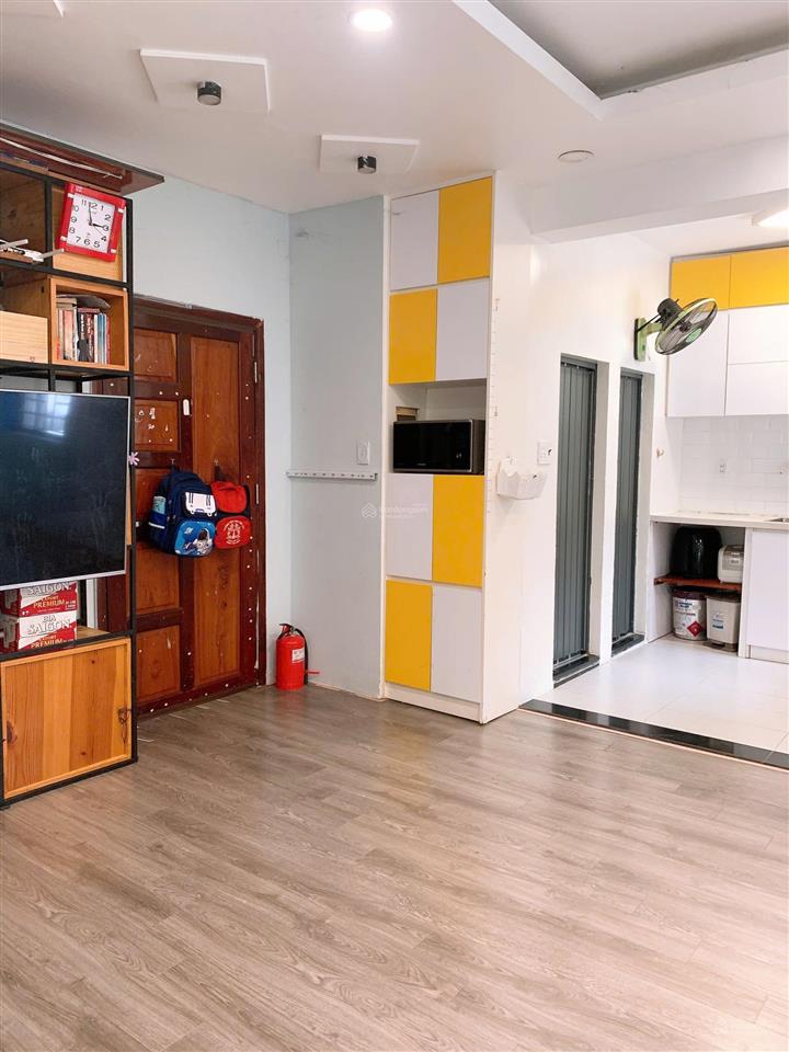 Căn hộ chung cư bàu cát 2  khu thang bộ