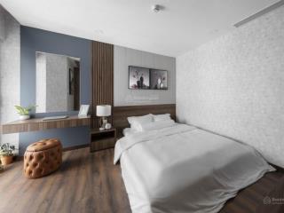 Bán cân hộ sacomreal584, tân phú, dt 76m2, 2pn giá 3.5 tỷ.  0909 228 *** minh sang