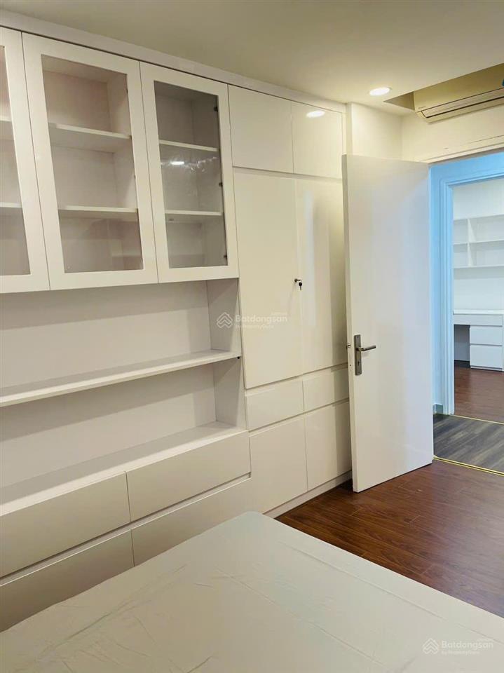 Bán căn hộ moonlight park view, bình tân, dt 68m2, 2pn giá 3,5 tỷ.  0909 228 *** minh sang