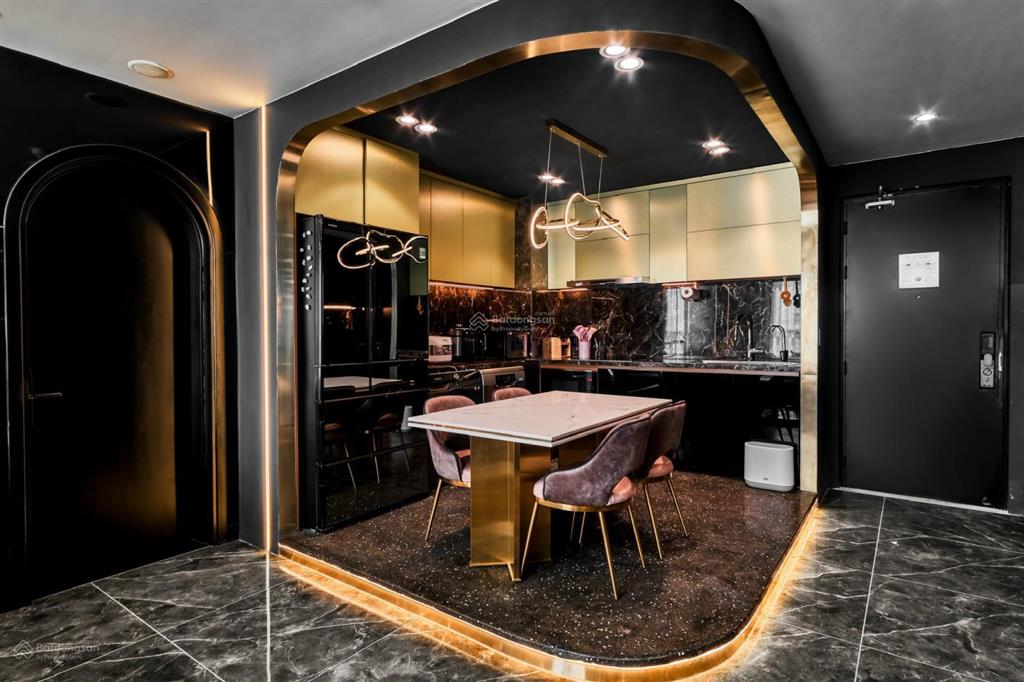 Bán căn hộ sailing tower , quận 1 , dt 110m2 , 2pn giá 18.5ty .   0909 228 *** minh sang