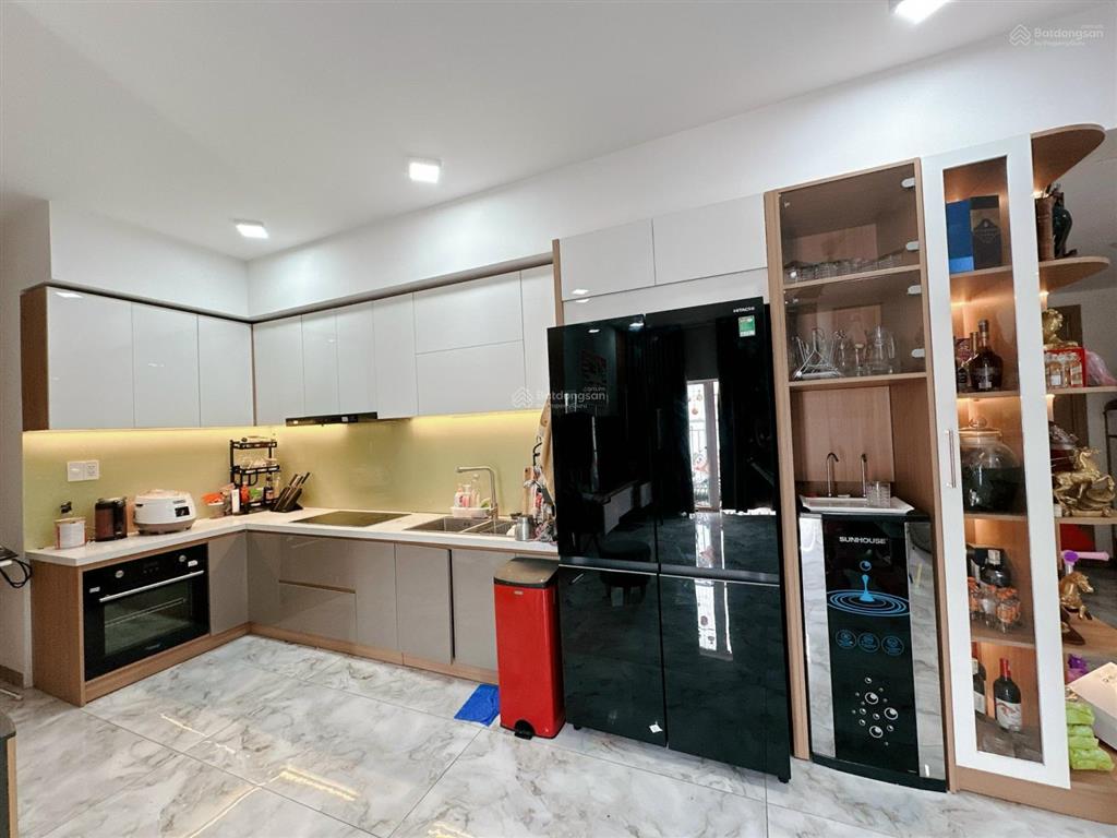 Bán căn hộ cc summer, quận 6, dt 61m2, 2pn, giá 3,15 tỷ.  0909 228 *** minh sang