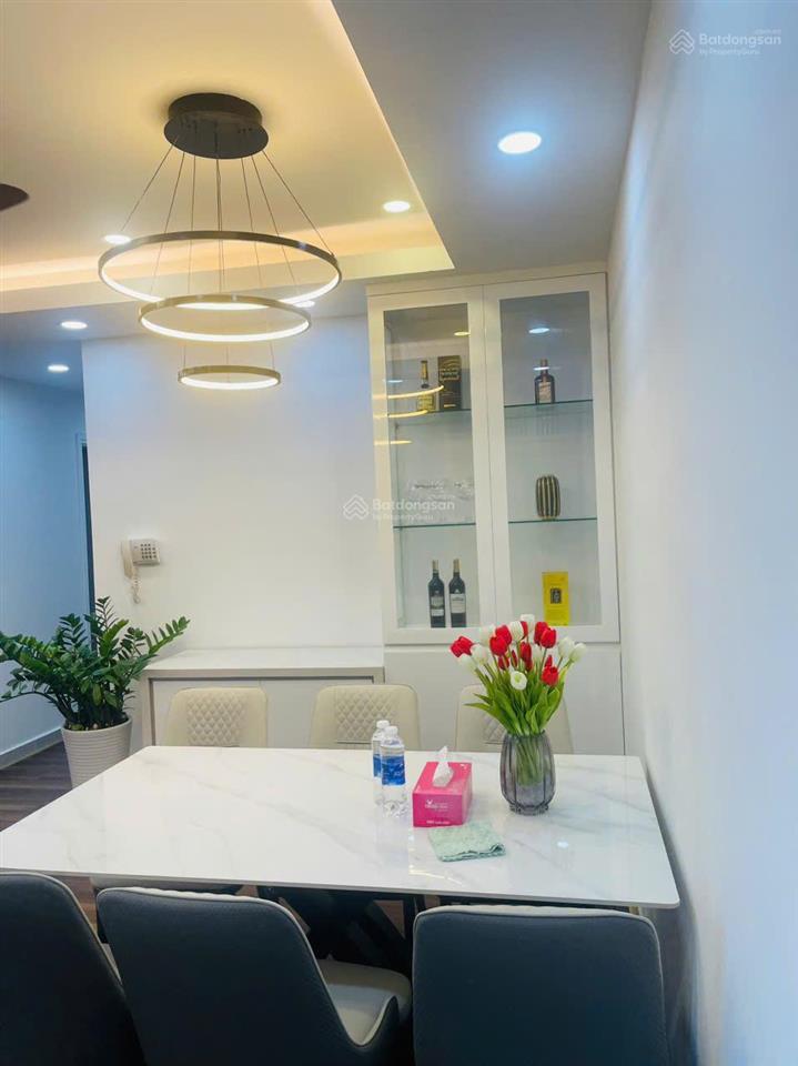 Bán căn hộ vạn đô, quận 4, dt 51m2, 1pn giá 3,2 tỷ. sổ hồng.  0909 228 *** minh sang