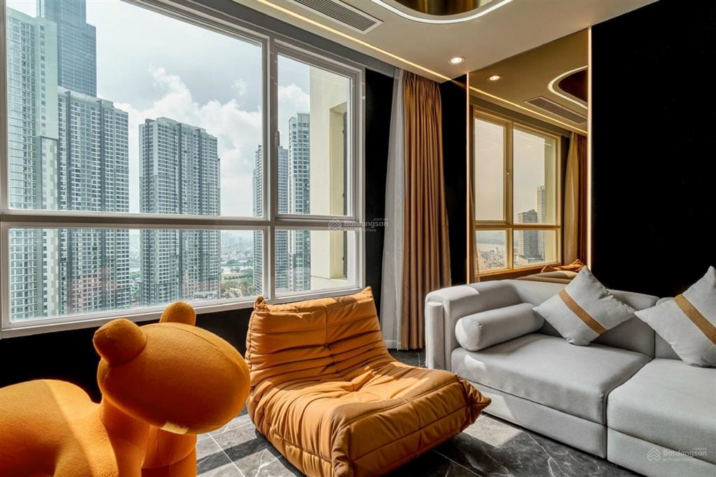 Bán căn hộ the everich, quận 11, dt 110m2, 2pn giá 7,65 tỷ.  0909 228 *** minh sang