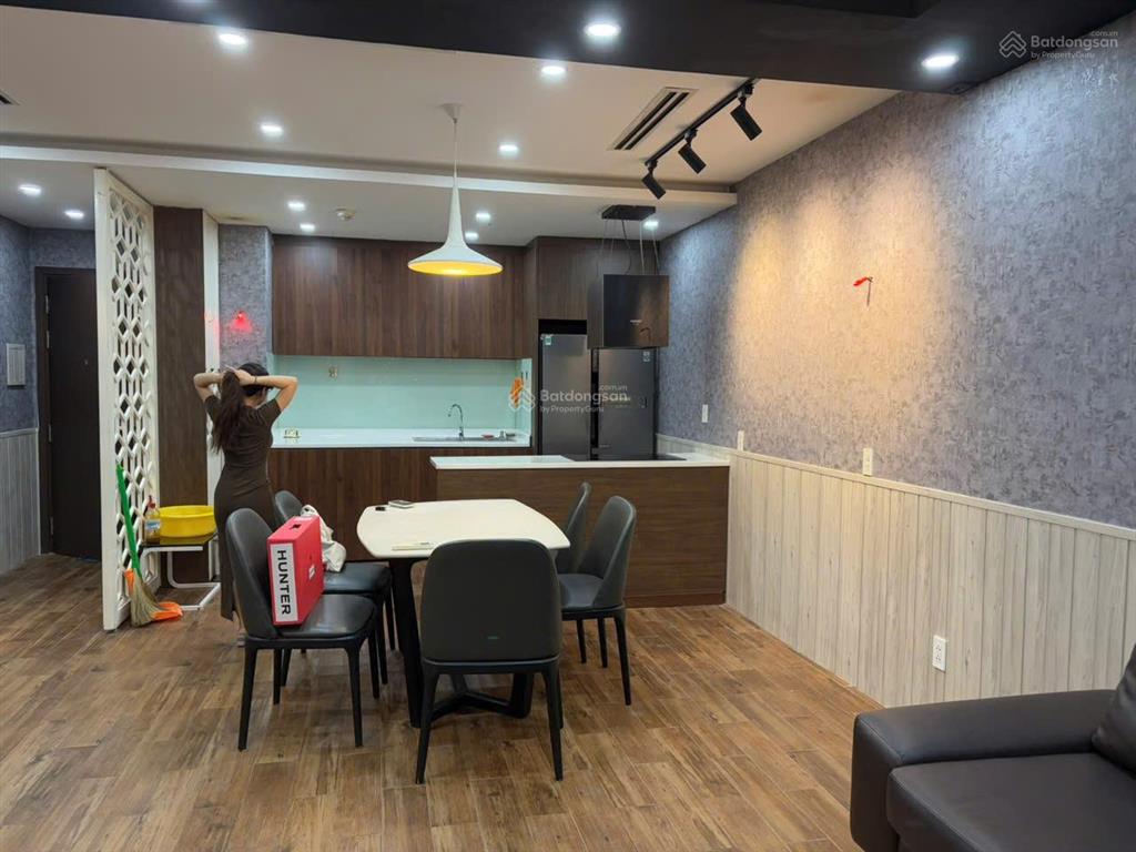 Bán căn hộ đất phương nam, bình thạnh. dt 110m2, 2pn giá 6.1 tỷ.  0909 228 *** minh sang