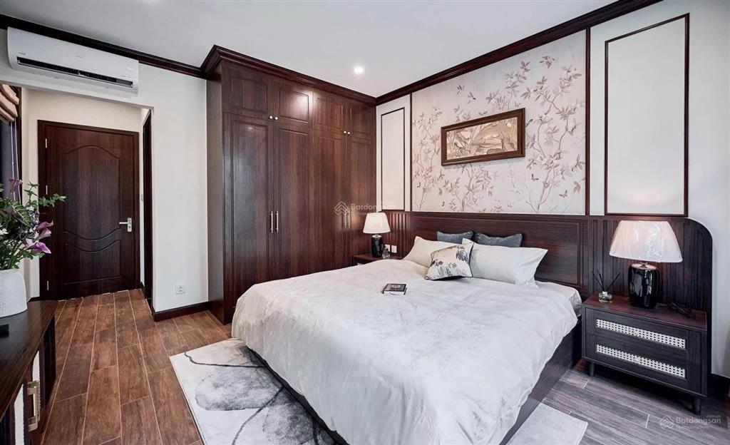 Siêu phẩm, lô góc xây mới phố bạch đằng, thang máy 15m ra ô tô, ngõ thông nội thất xịn xò 40m2 x 5t