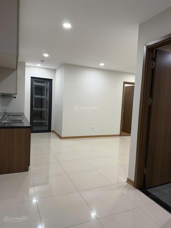 Cần bán căn chung cư 103m  thiết kế 3pn 2wc  chỉ 6.9 tỷ  rose town 79 ngọc hồi