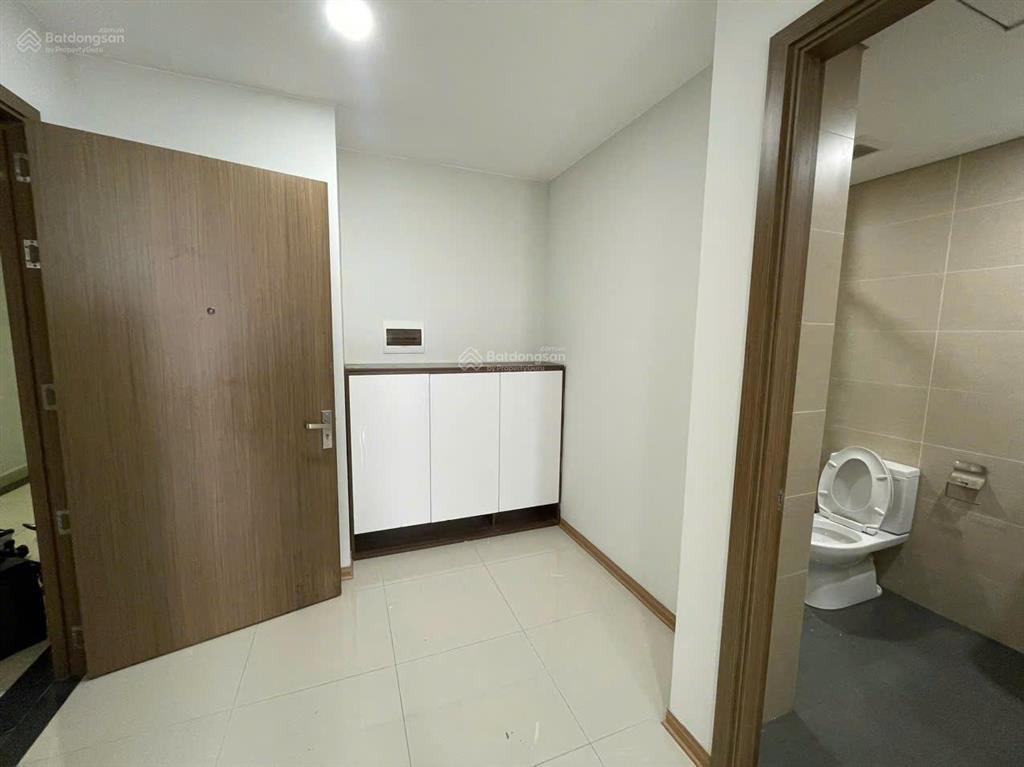 Chính chủ cần bán căn 3 ngủ  2wc  căn góc  đã có sổ  7.7 tỷ bao hết phí sang tên  rose town