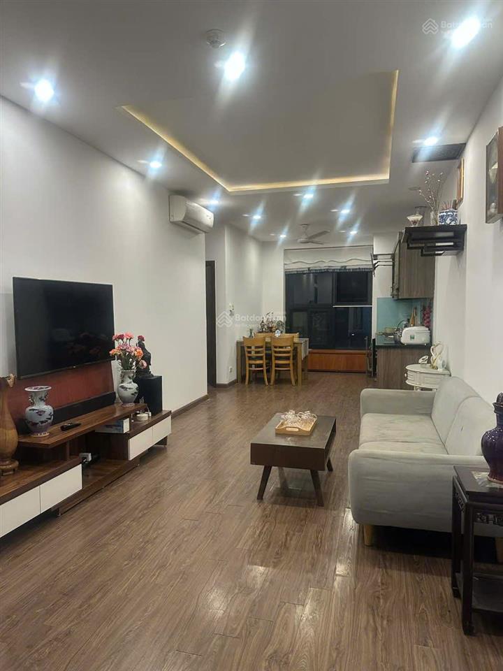 Cần bán gấp căn hộ 3 pn  2 wc  chỉ 5.8 tỷ  view thoáng mát  đã có sổ  eco lake view