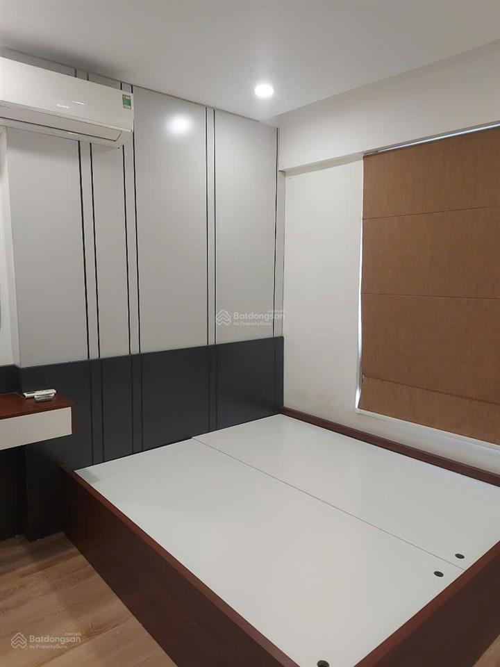 Cần bán gấp căn hộ 85m  2 pn 2 wc  mặt đường giải phóng  chỉ 6.2 tỷ  gần đại học bách khoa