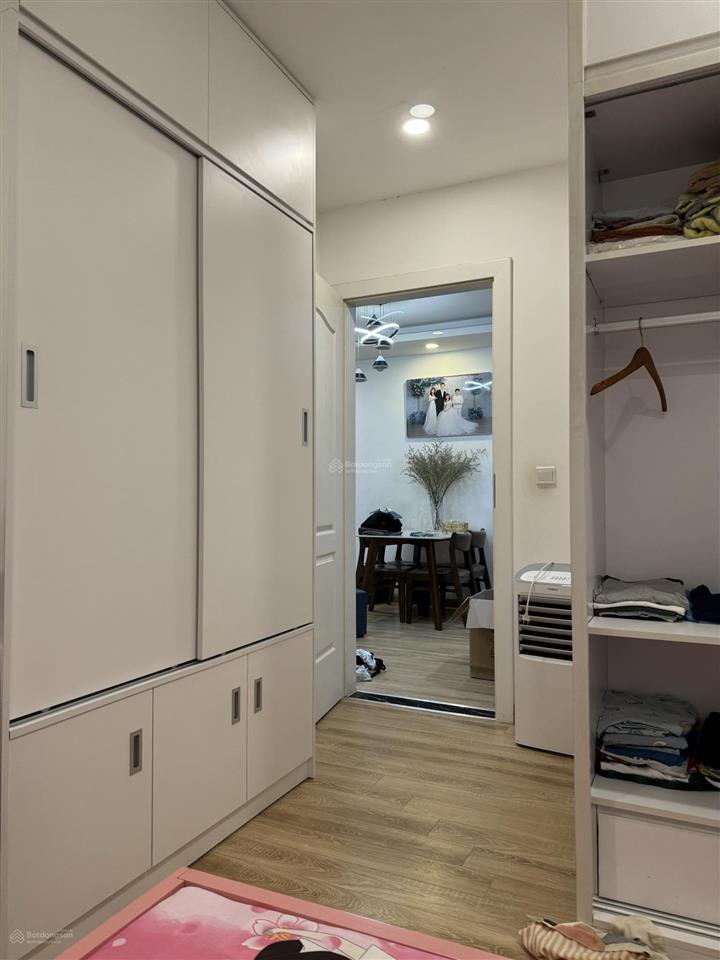 Cần bán gấp căn hộ 85m  2 pn 2 wc  mặt đường giải phóng  chỉ 6.2 tỷ  gần đại học bách khoa