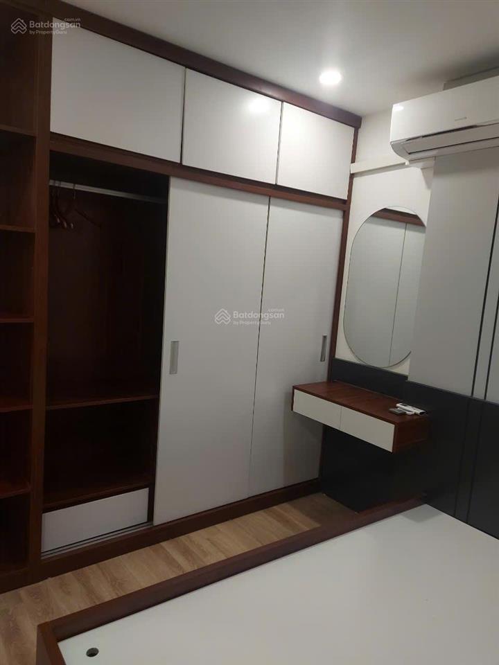 Cần bán gấp căn hộ 85m  2 pn 2 wc  mặt đường giải phóng  chỉ 6.2 tỷ  gần đại học bách khoa