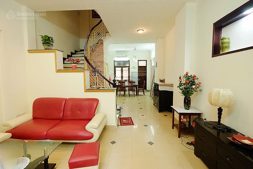 Bán nhà 3t tại thuỵ phương, 62m2  mt 5m  ngõ thông ô tô  gần đại học  phù hợp xây ch cho thuê