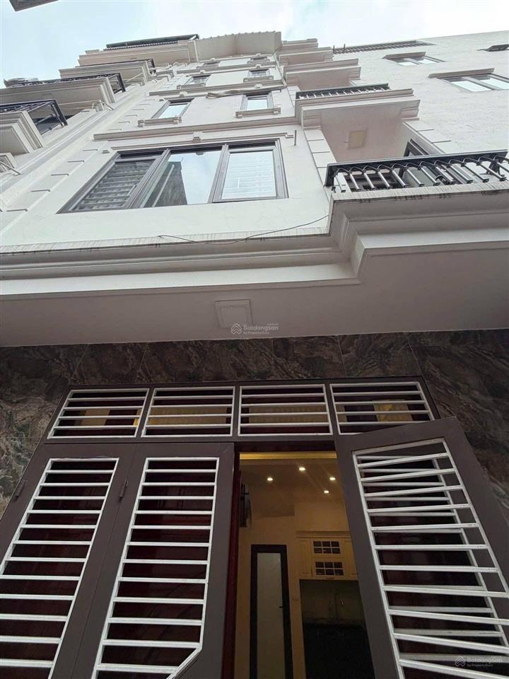 Nhà đông ngạc  5t mới kính koong  sẵn nội thất  ở ngay  nhỉnh 6 tỷ