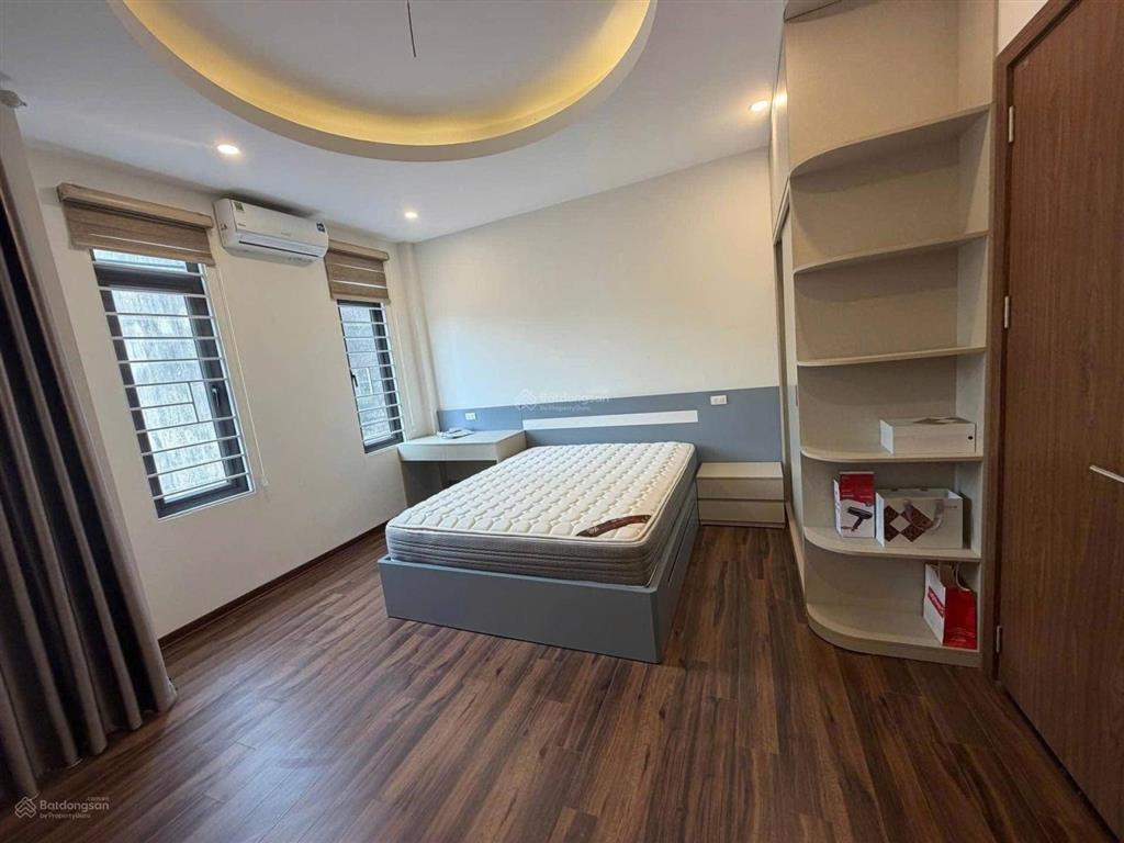 Nhà đông ngạc  5t mới kính koong  sẵn nội thất  ở ngay  nhỉnh 6 tỷ