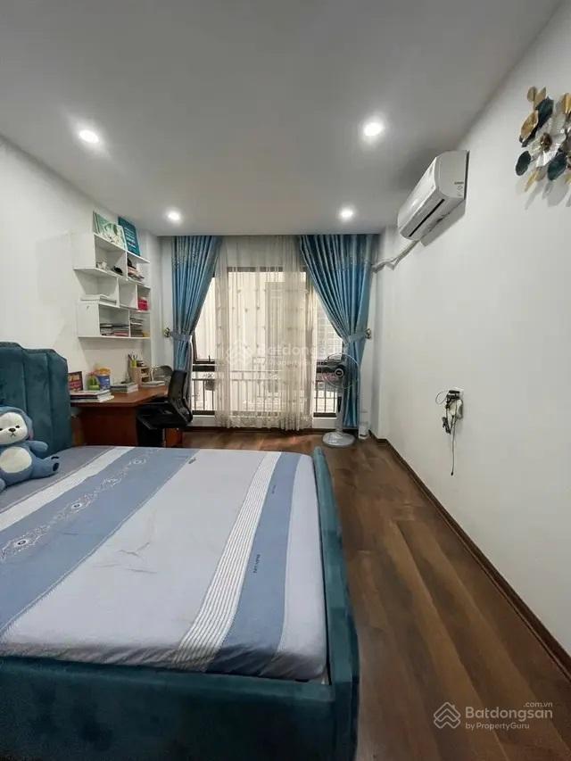 Cổ nhuế  nhà đẹp ở ngay  ô tô cách 20m  full nội thất  phân khúc 6.x tỷ