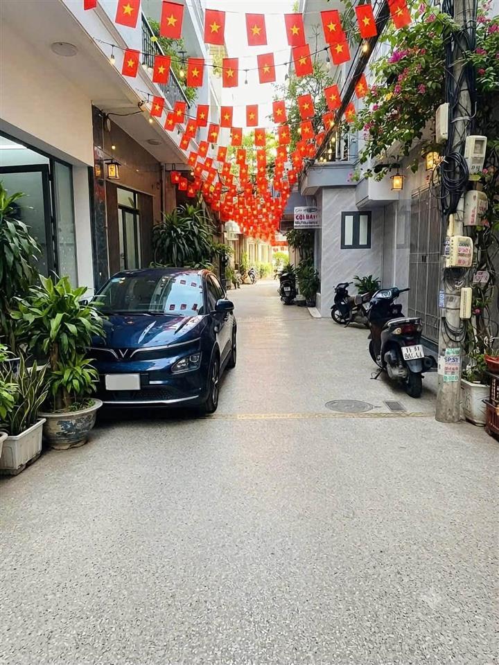 Giảm giá cực sốc! chỉ 3,x tỷ có nhà ở luôn bắc từ liêm, ô tô đỗ gần, nhà thiết kế hiện đại