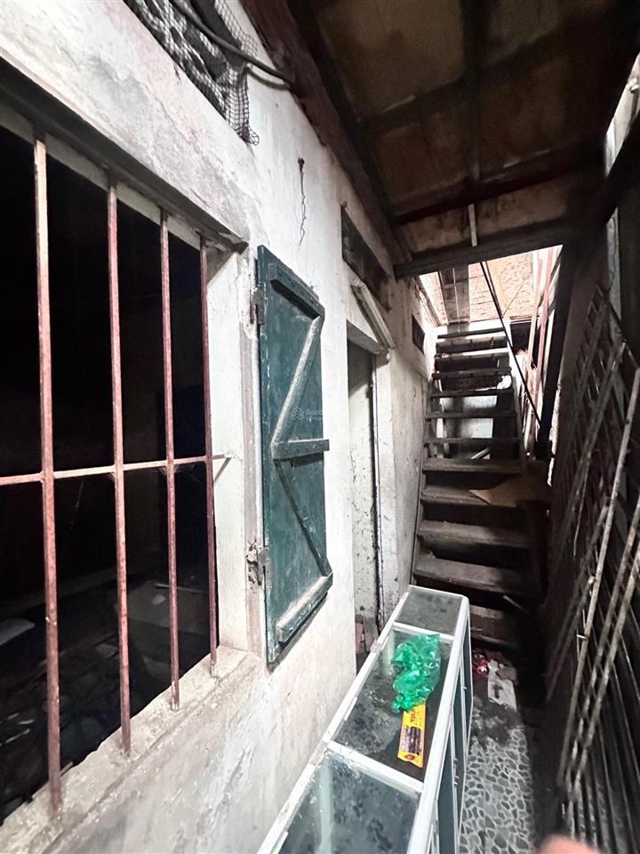 Cổ nhuế  30.6m2  gần ô tô  không thuộc diện quy hoạch  giá 4.28 tỷ