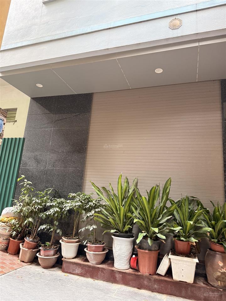 Nhà đẹp khu vip cầu giấy  7 tầng thang máy  full nội thất  xách vali về ở giá 15,8 tỷ
