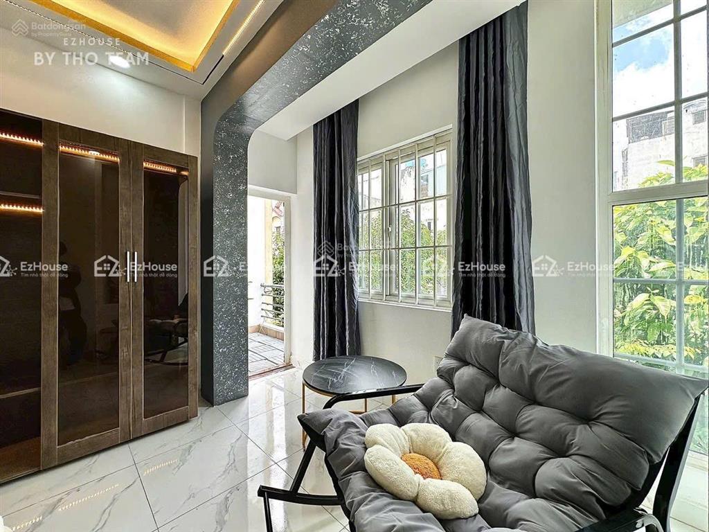 Cho thuê căn hộ 2pn gần chợ hoàng hoa thám tân bình khu k300  mới keng  full nội thất